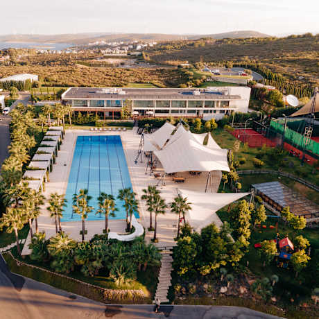 Hiddenbay Teos Hotel